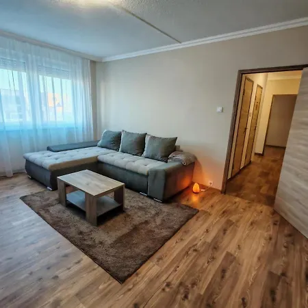 Cozy Downtown Nook Appartement Kecskemét