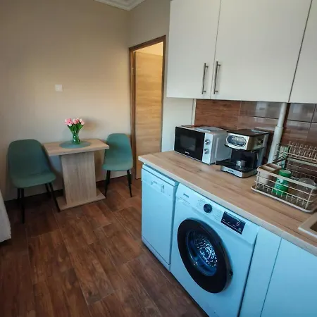 شقة Cozy Downtown Nook Kecskemét