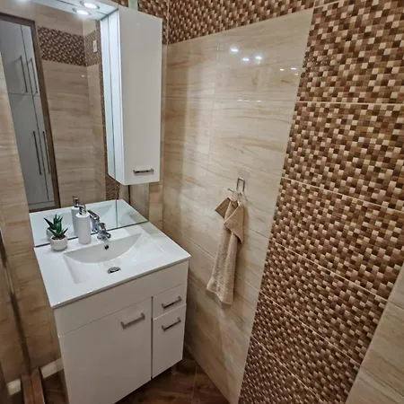 Daire Cozy Downtown Nook *